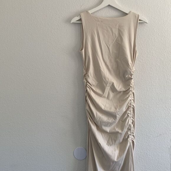 Susana Monaco Blanched Almond Ruched Gathered Long Maxi Dress - Picture 4 of 10